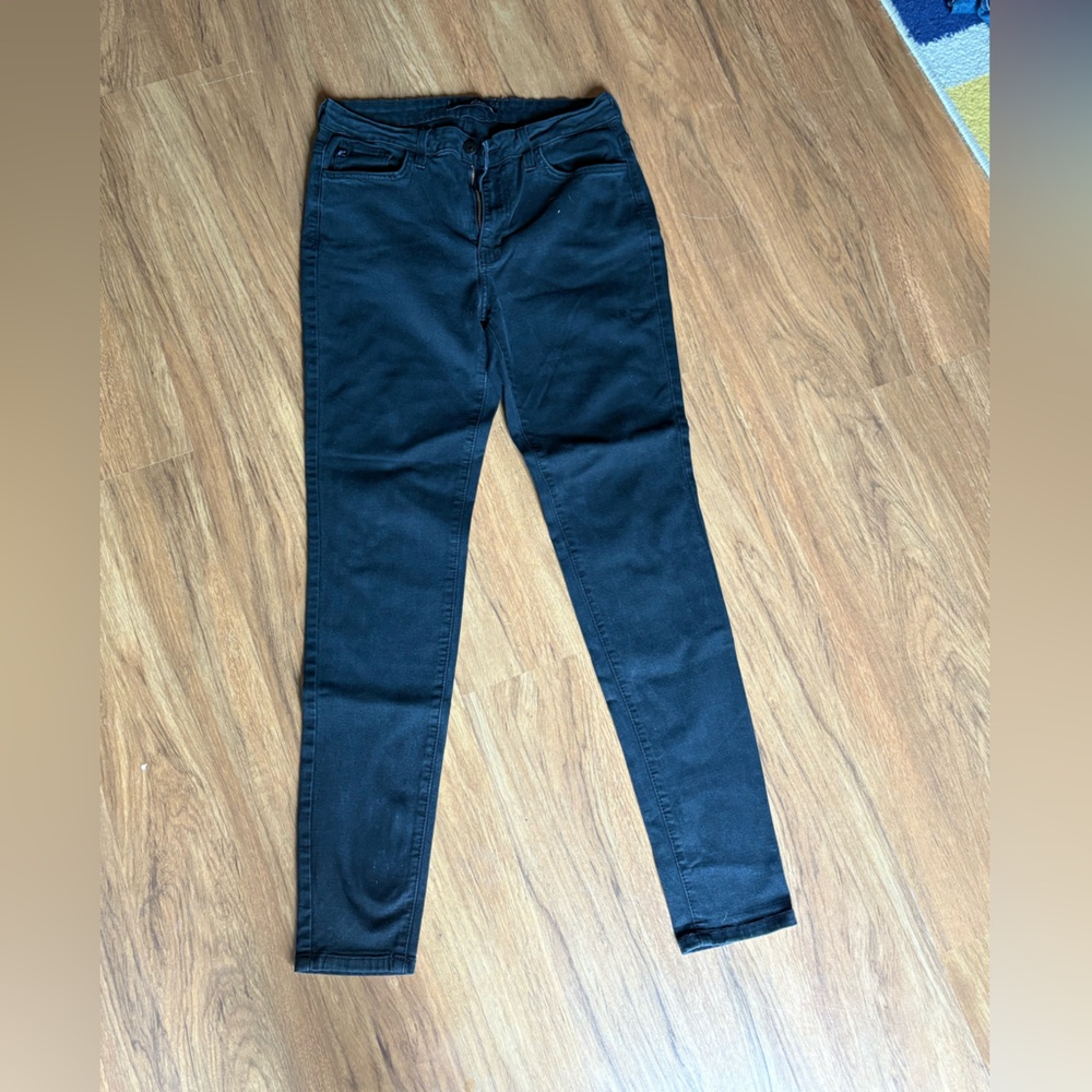 Black Skinny Jeans